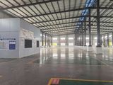 松岗工业园独院 3000 方厂房低价出租，现成装修，拎包入住